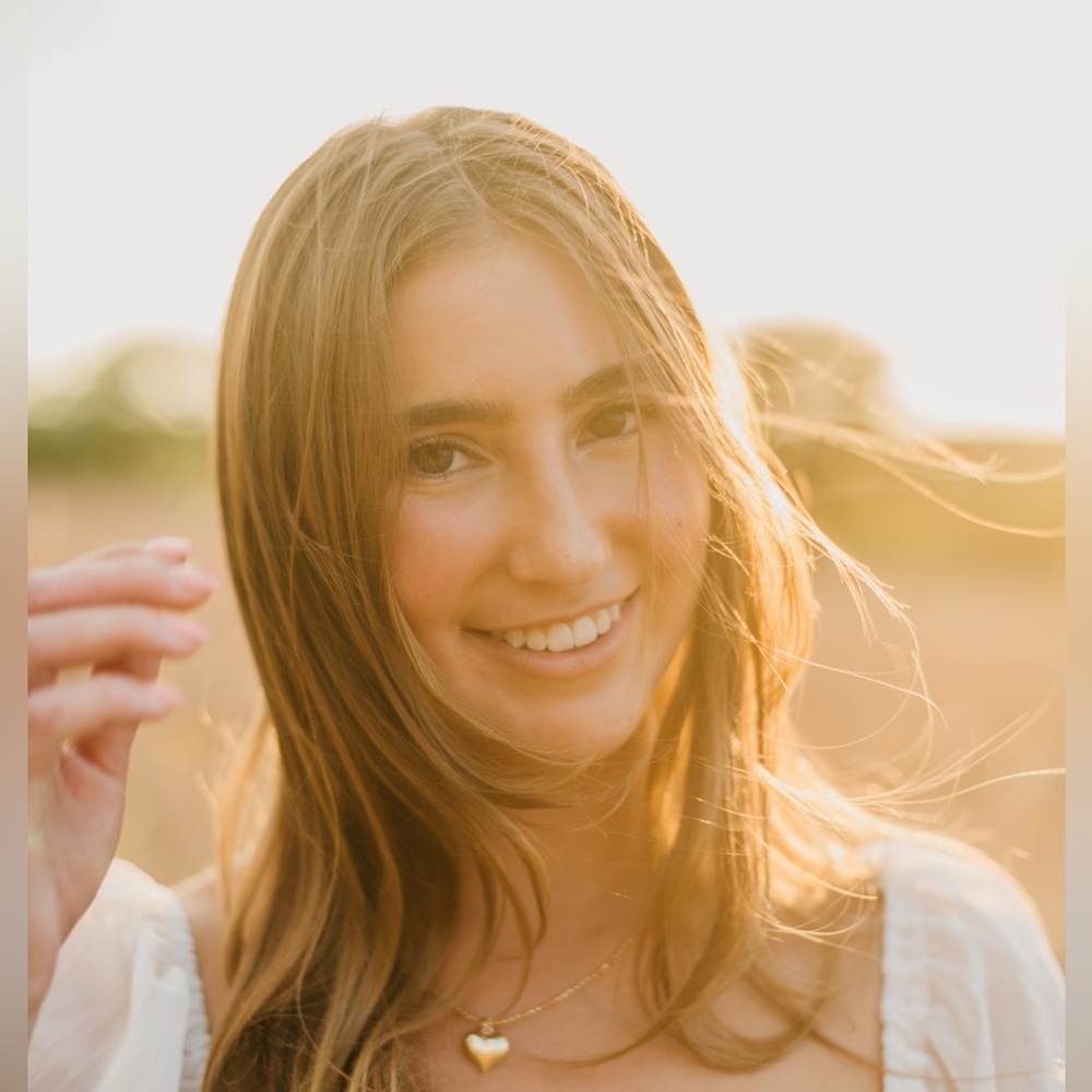 Meet your Posher, Kelsey